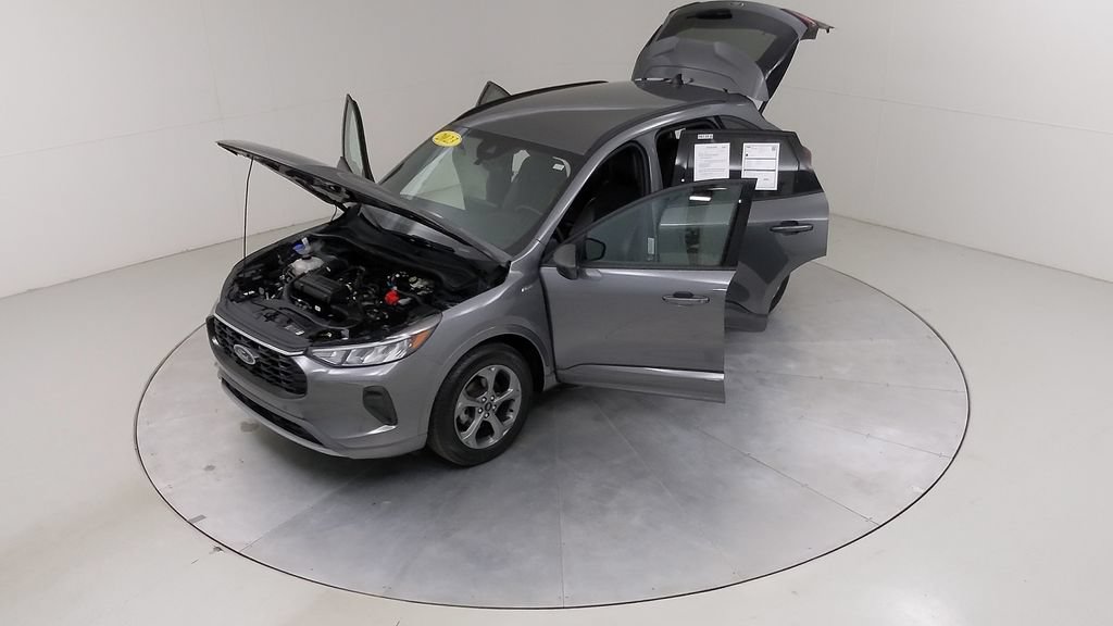 Certified 2023 Ford Escape ST-Line w/ Tech Pack #1 AWD/4WD image 56