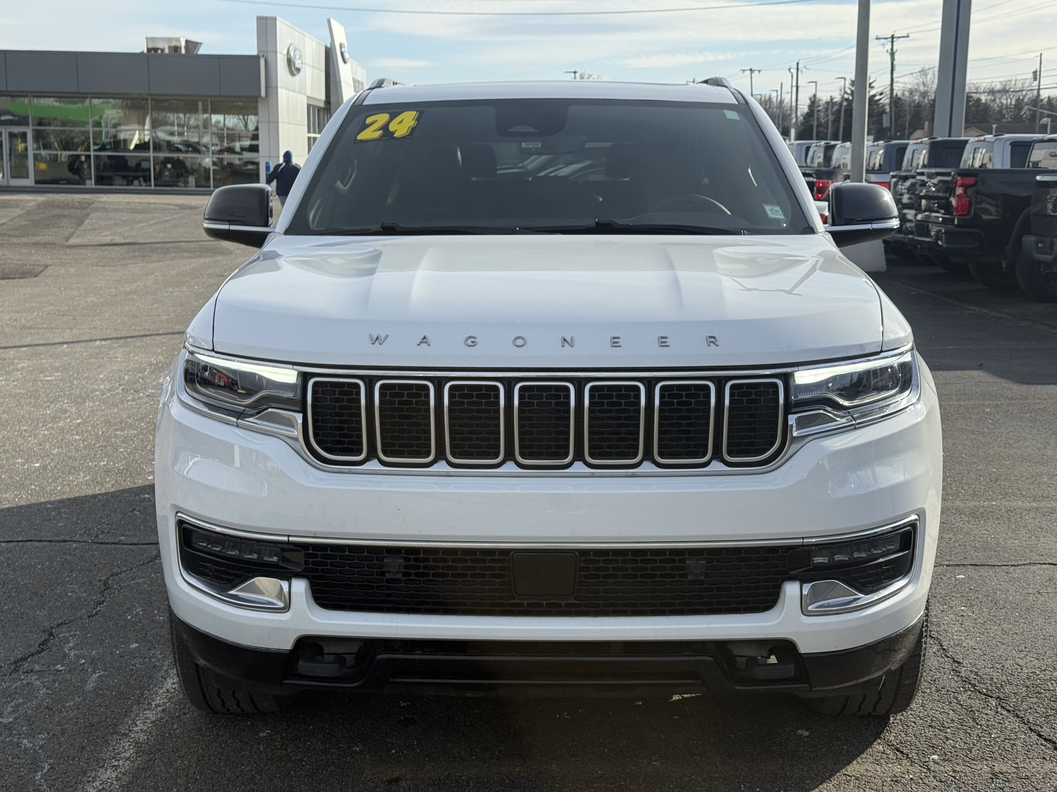 Used 2024 Jeep Wagoneer 4WD w/ Premium Group I image 6