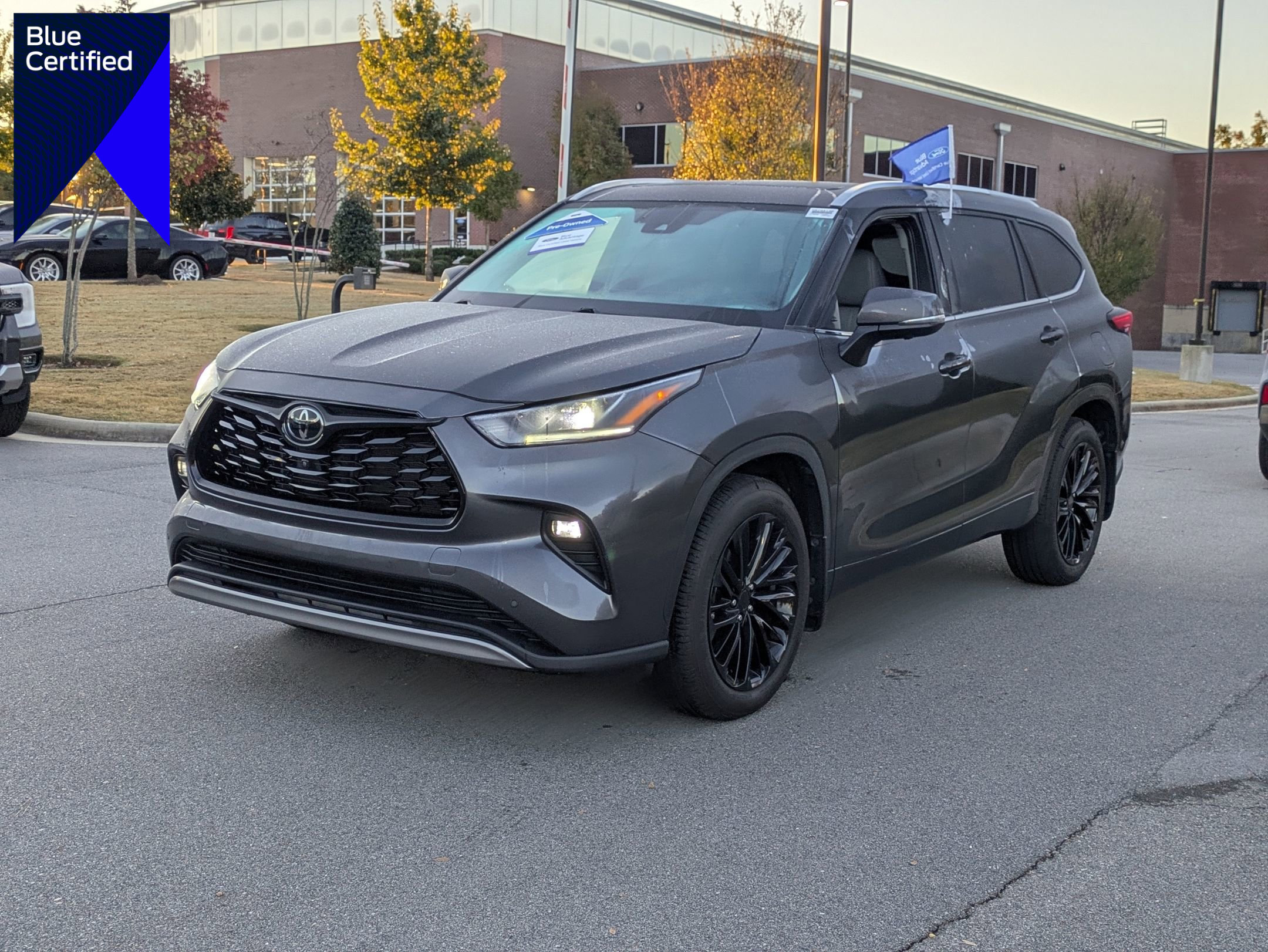 Used 2023 Toyota Highlander Platinum