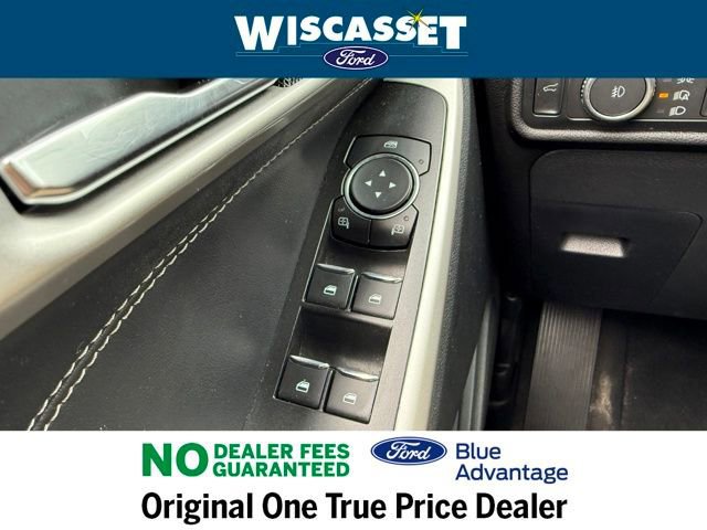 Certified 2022 Ford Explorer XLT w/ Equipment Group 202A image 28