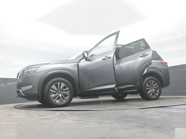Used 2025 Nissan Pathfinder SV AWD/4WD image 29