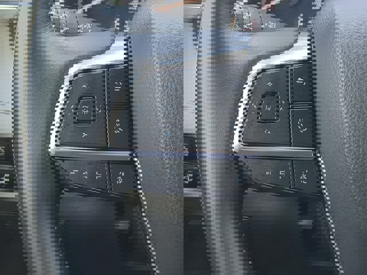 Used 2021 Toyota Highlander Platinum image 24