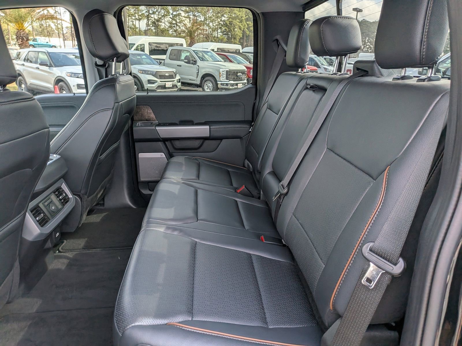 Certified 2026 Ford F250 Lariat w/ Black Appearance Package image 15