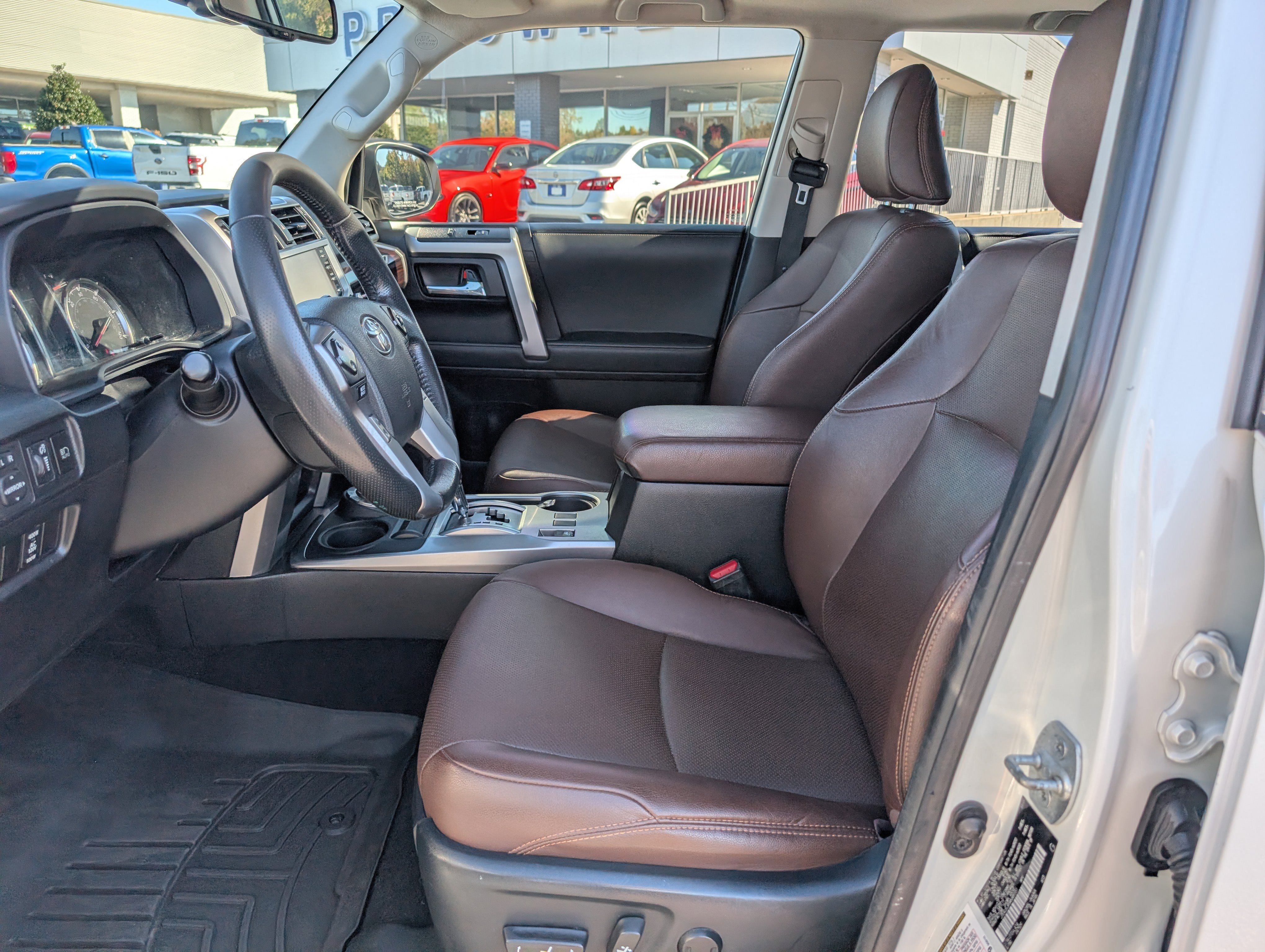 Used 2021 Toyota 4Runner Limited image 18