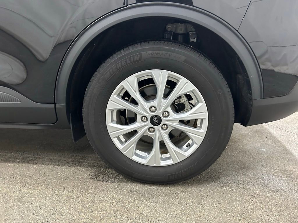 Certified 2024 Ford Escape Active w/ Cold Weather Package image 13