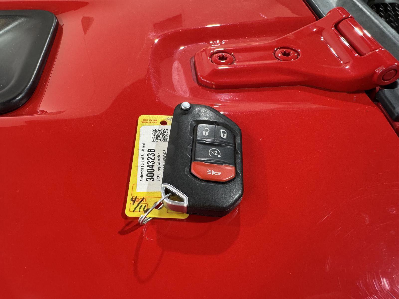 Used 2021 Jeep Wrangler Unlimited Rubicon AWD/4WD image 37