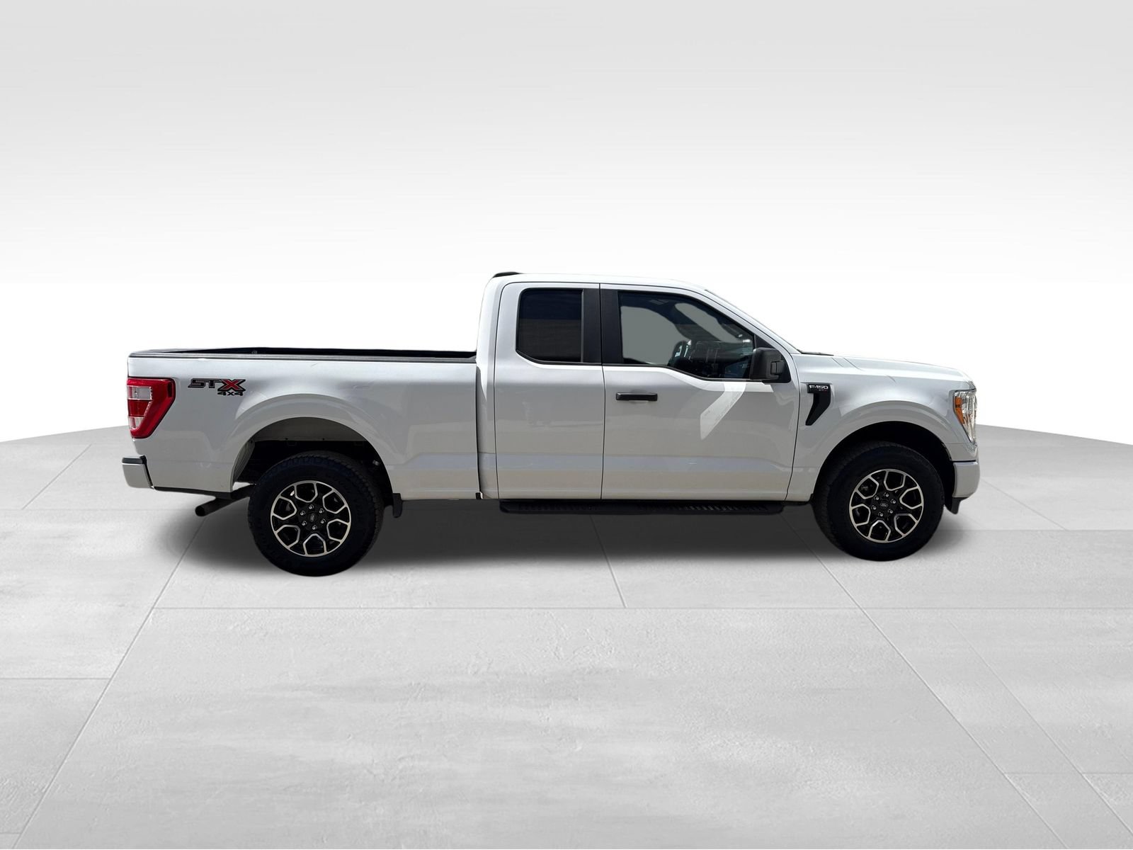 Certified 2022 Ford F150 XL w/ STX Appearance Package AWD/4WD image 6