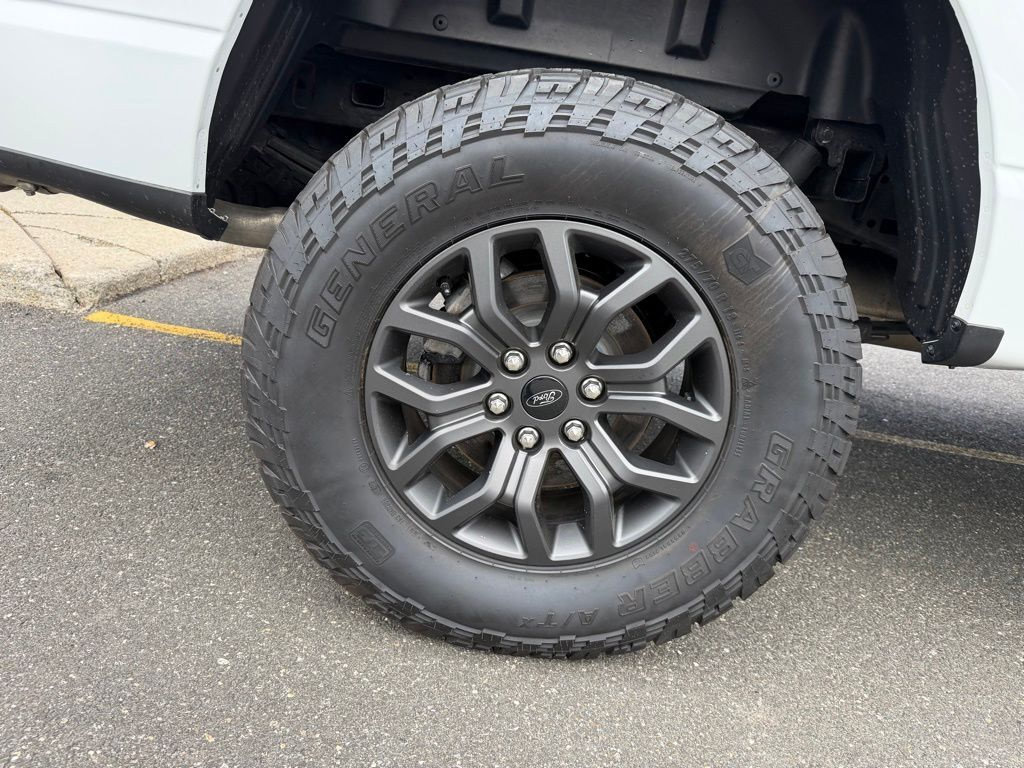 Certified 2025 Ford F150 Tremor AWD/4WD image 8