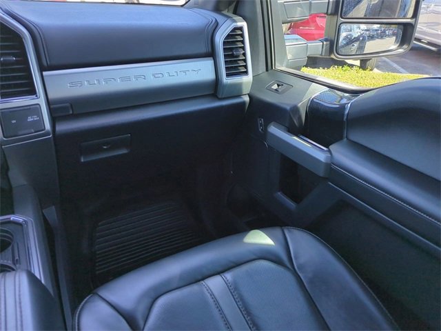 Certified 2022 Ford F350 Platinum image 17