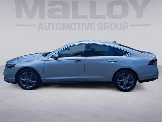 Used 2024 Honda Accord EX image 2