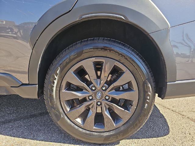 Used 2025 Subaru Outback Onyx Edition AWD/4WD image 32