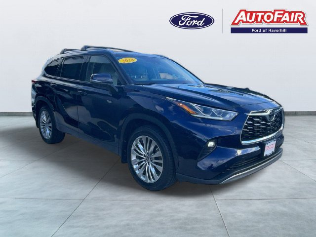 Used 2024 Toyota Highlander Platinum