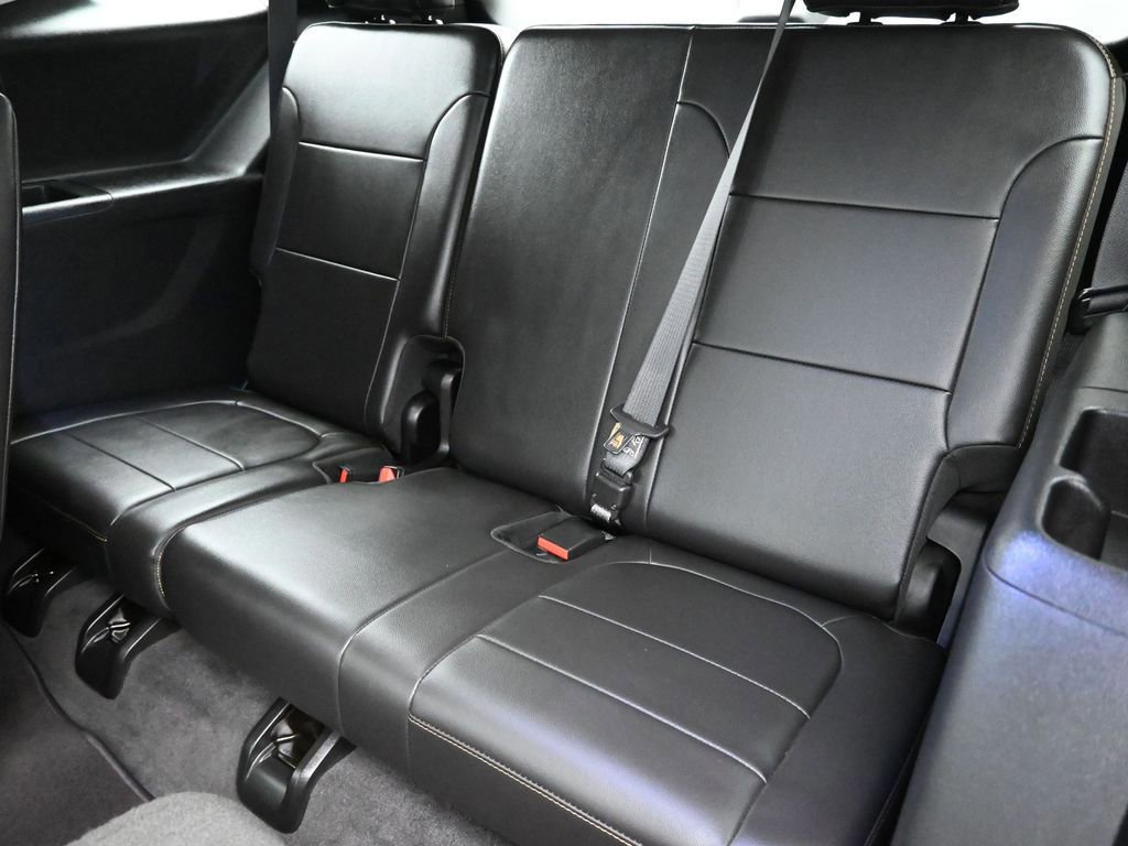 Used 2020 Chevrolet Traverse Premier w/ Redline Edition image 46