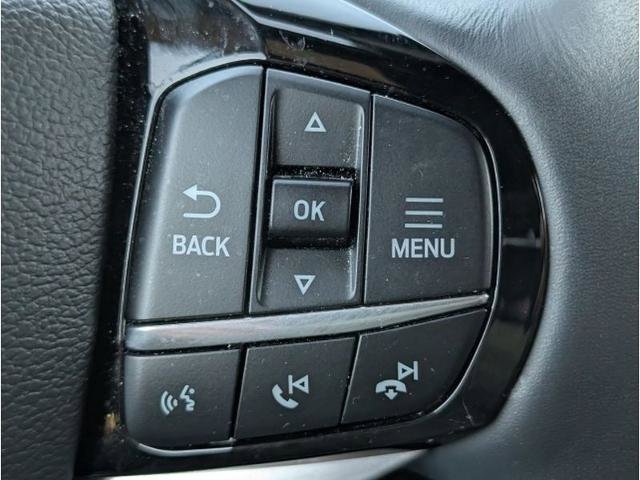 Certified 2025 Ford Explorer Platinum RWD image 18