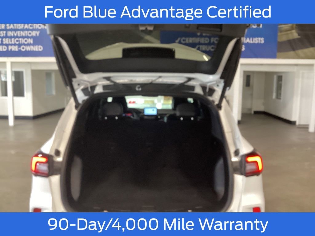 Certified 2023 Ford Escape ST-Line image 6