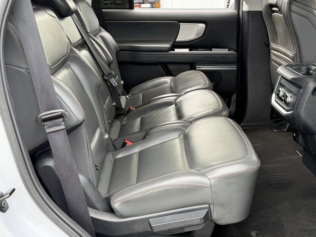 Certified 2025 Ford Expedition Active AWD/4WD image 37