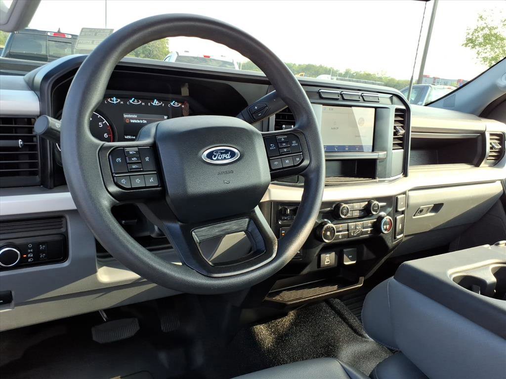 Certified 2024 Ford F250 XL w/ XL Off-Road Package image 12