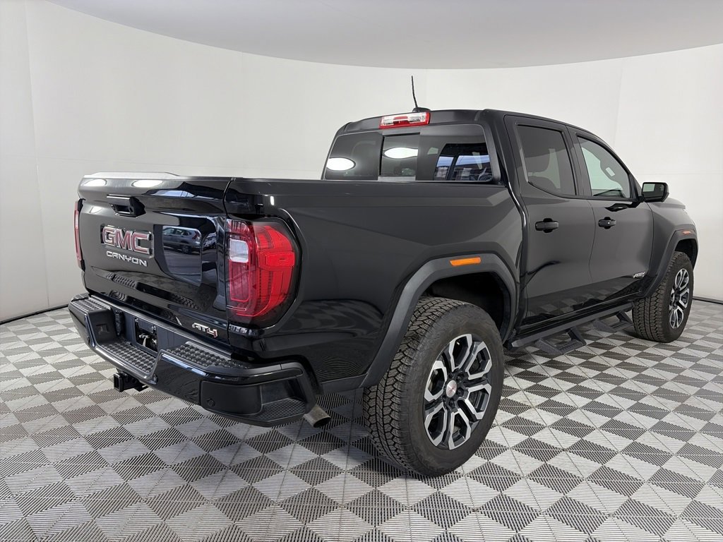 Used 2024 GMC Canyon AT4 w/ AT4 Premium Package image 5