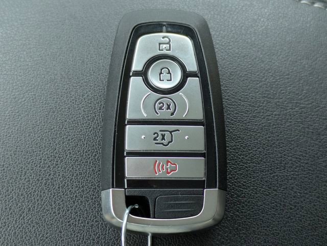 Certified 2023 Ford Edge Titanium w/ Class II Trailer Tow Package image 29