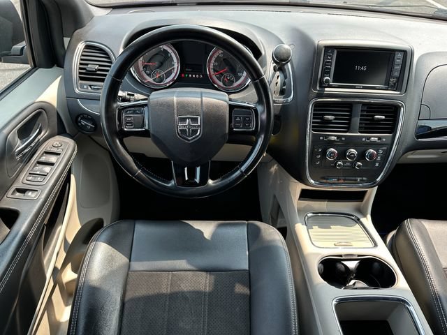 Used 2020 Dodge Grand Caravan SXT FWD image 16