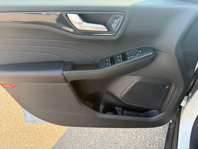 Certified 2024 Ford Escape ST-Line w/ Tech Pack #1 AWD/4WD image 24