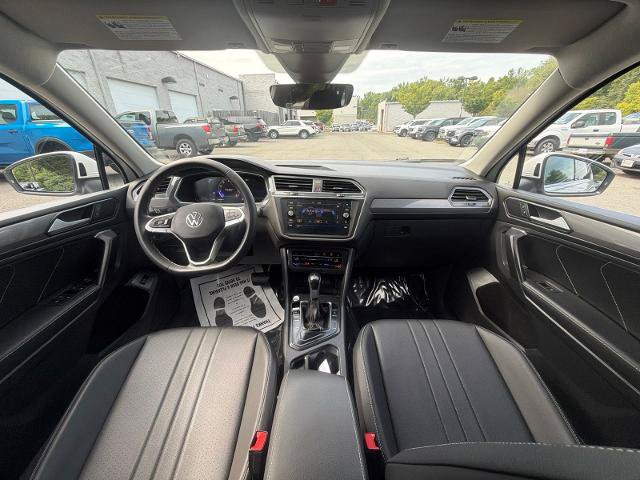 Used 2023 Volkswagen Tiguan SE FWD image 28