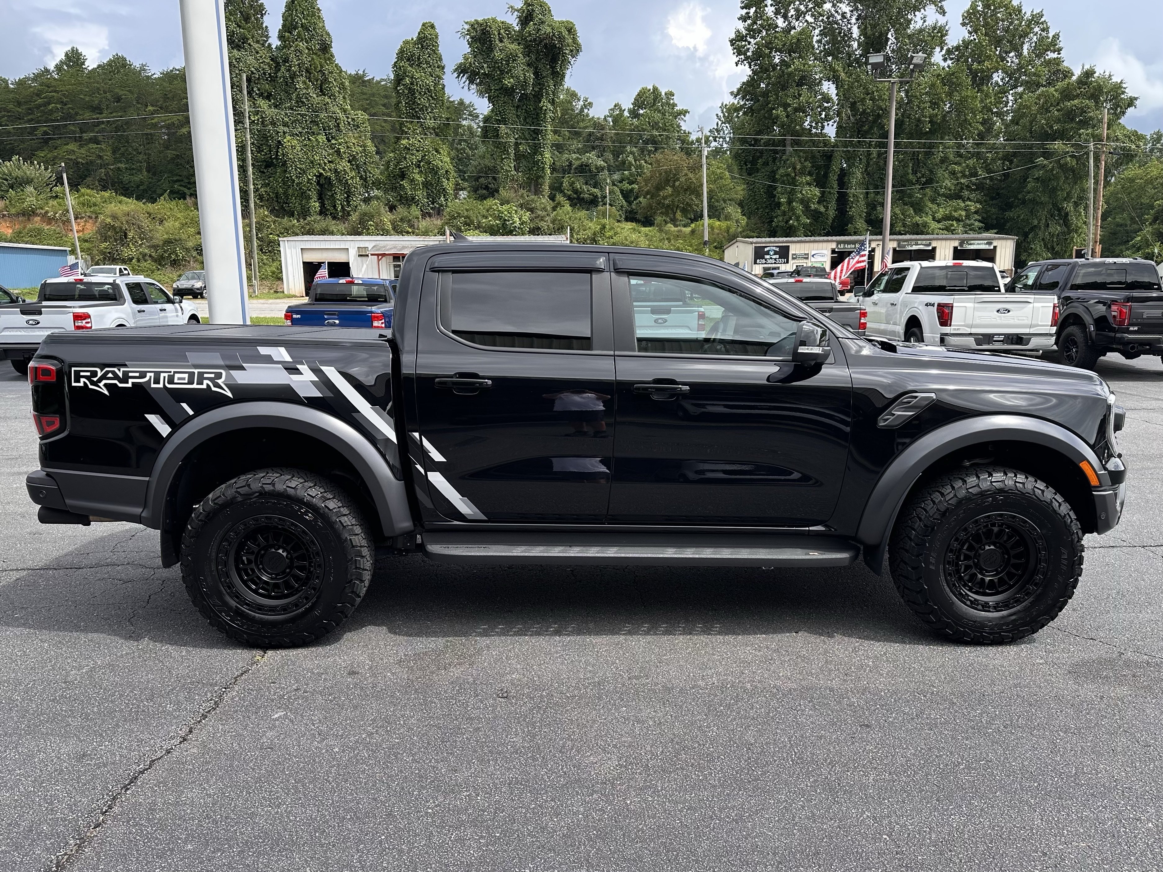 Certified 2024 Ford Ranger Raptor AWD/4WD image 5