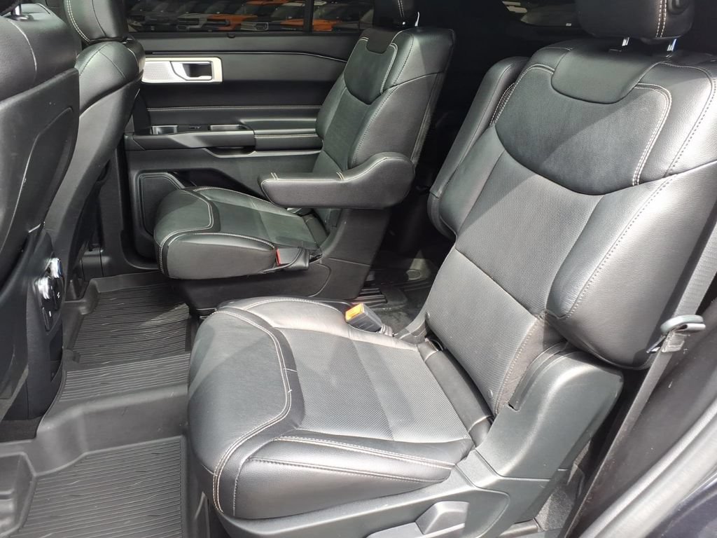 Certified 2020 Ford Explorer ST w/ ST Street Pack AWD/4WD image 18