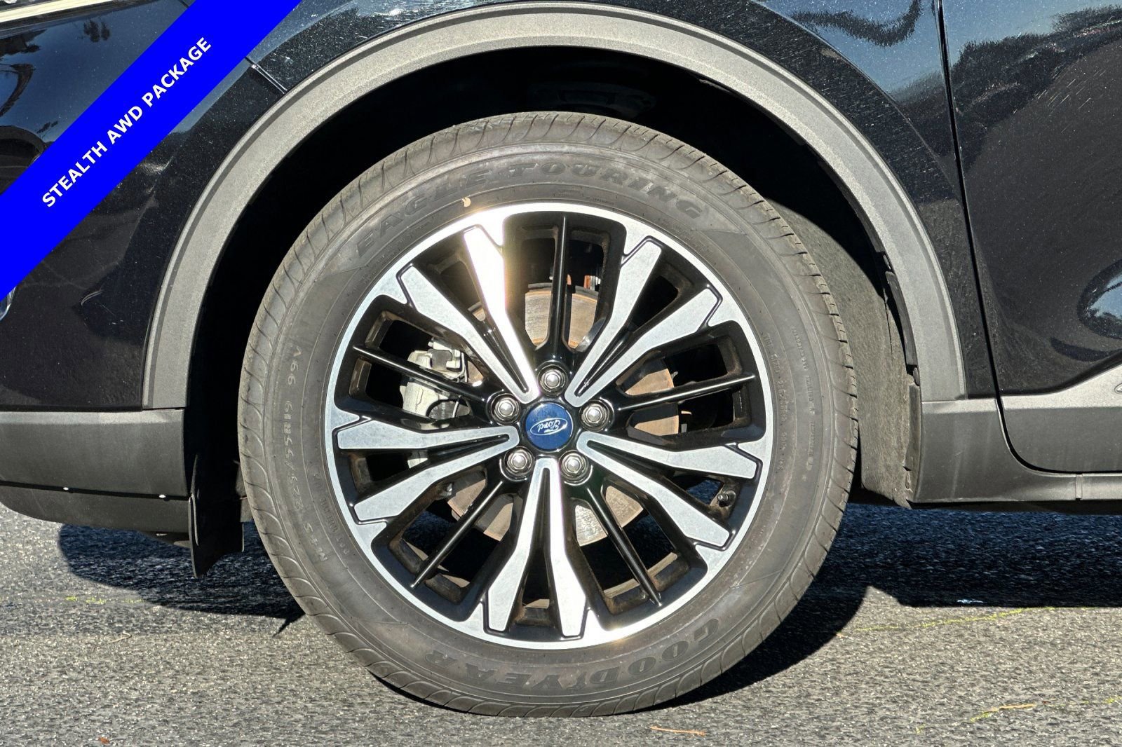 Certified 2022 Ford Escape SEL w/ SEL Stealth AWD Package image 27