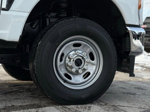 Certified 2024 Ford F250 XL w/ FX4 Off-Road Package image 45