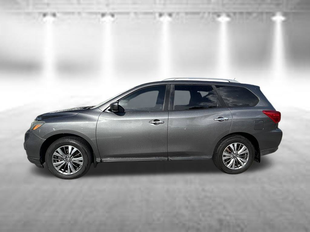 Used 2017 Nissan Pathfinder SV w/ Trailer Tow Package FWD image 8