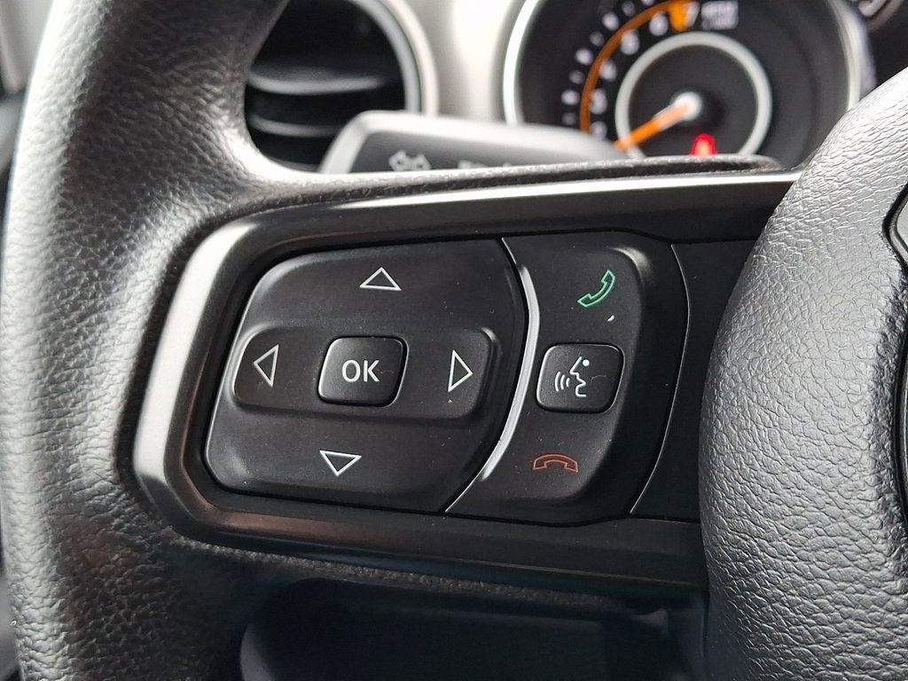 Used 2021 Jeep Gladiator Sport image 19