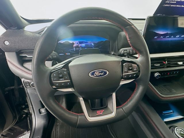Certified 2025 Ford Explorer ST AWD/4WD image 16