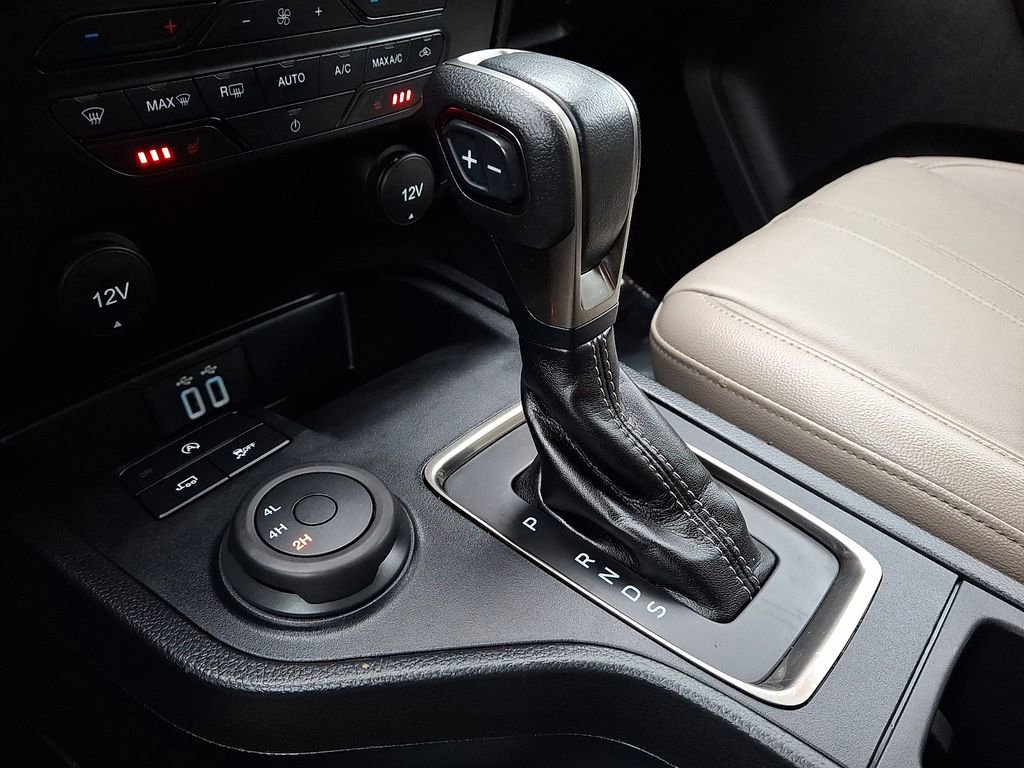 Certified 2022 Ford Ranger Lariat w/ Trailer Tow Package image 14