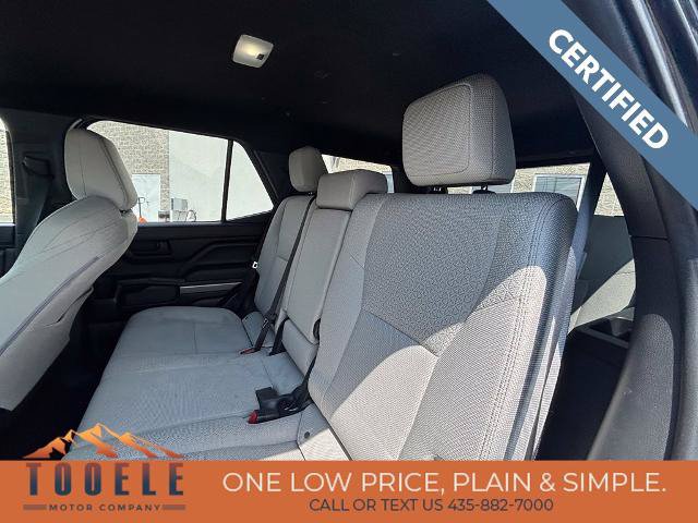 Used 2025 Toyota 4Runner SR5 AWD/4WD image 29