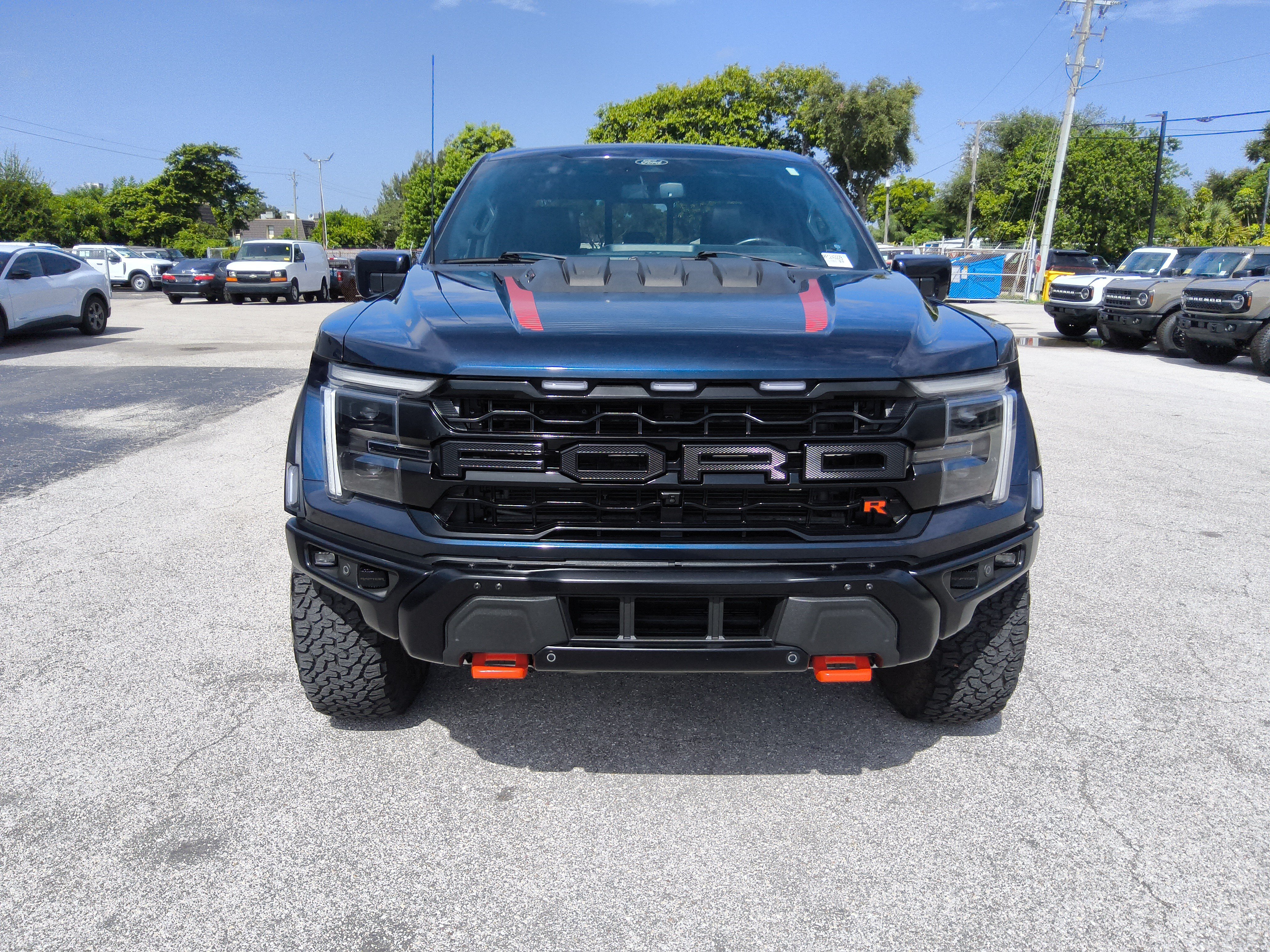 Certified 2024 Ford F150 Raptor w/ Equipment Group 803A Raptor R AWD/4WD image 8