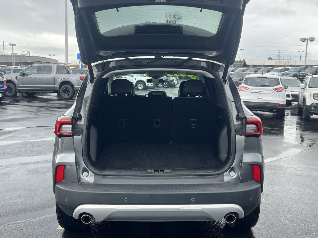 Certified 2025 Ford Escape Platinum image 11