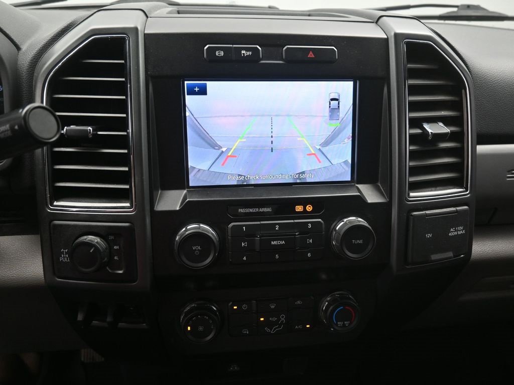 Certified 2022 Ford F250 XLT w/ XLT Value Package image 4