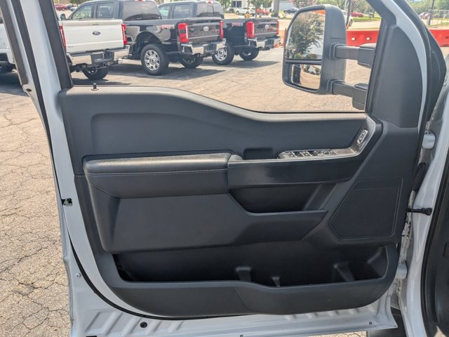 Certified 2022 Ford F150 XL w/ STX Appearance Package AWD/4WD image 12