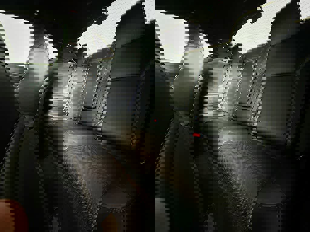 Used 2018 Dodge Challenger GT w/ Driver Convenience Group image 15