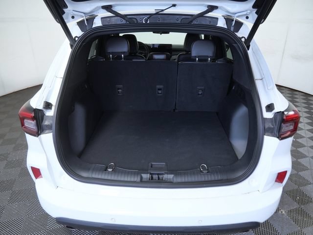 Certified 2023 Ford Escape ST-Line w/ Tech Pack #1 AWD/4WD image 9
