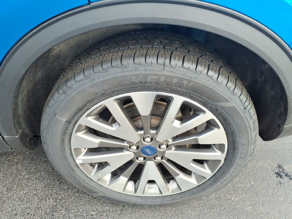 Certified 2021 Ford Escape Titanium AWD/4WD image 7