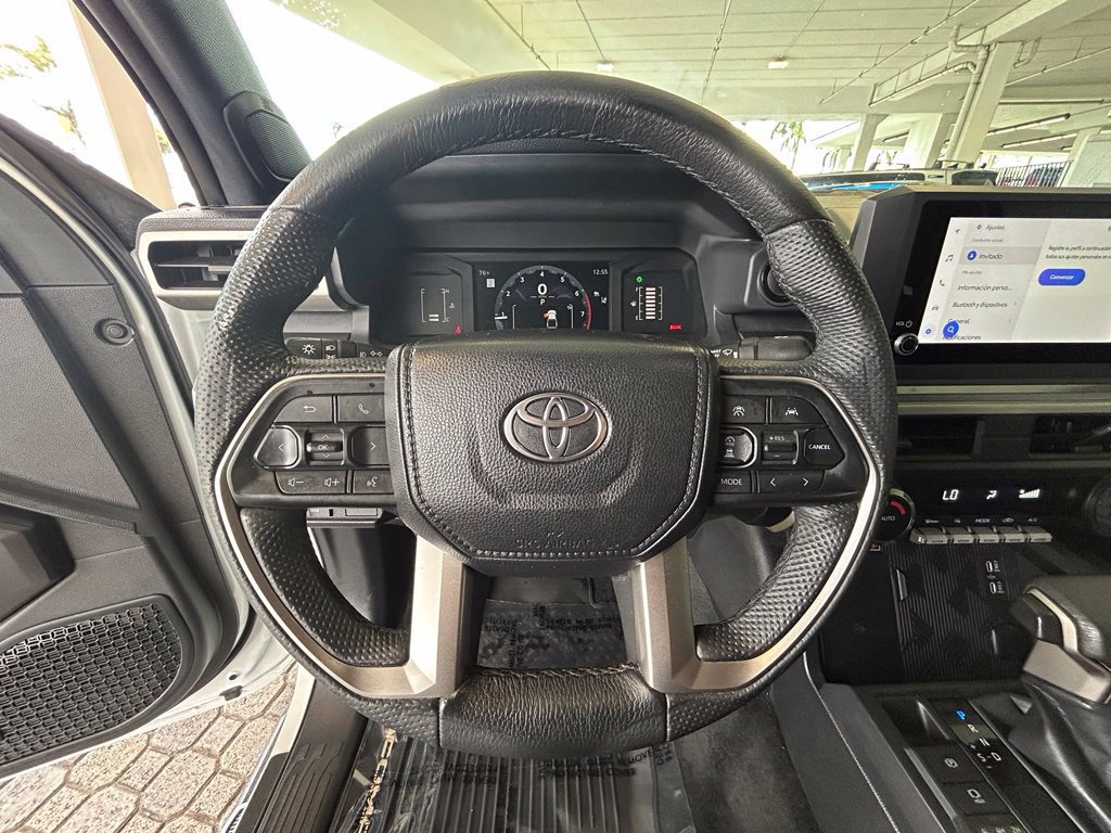 Used 2024 Toyota Tacoma SR5 w/ SR5 Upgrade Package AWD/4WD image 15