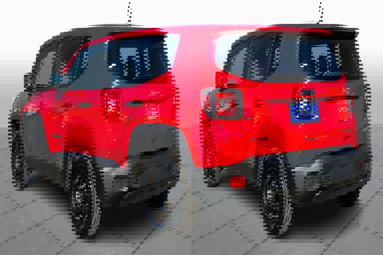 Used 2019 Jeep Renegade Sport image 4