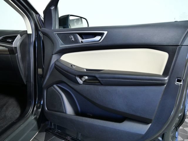 Certified 2024 Ford Edge SEL w/ Convenience Package AWD/4WD image 10