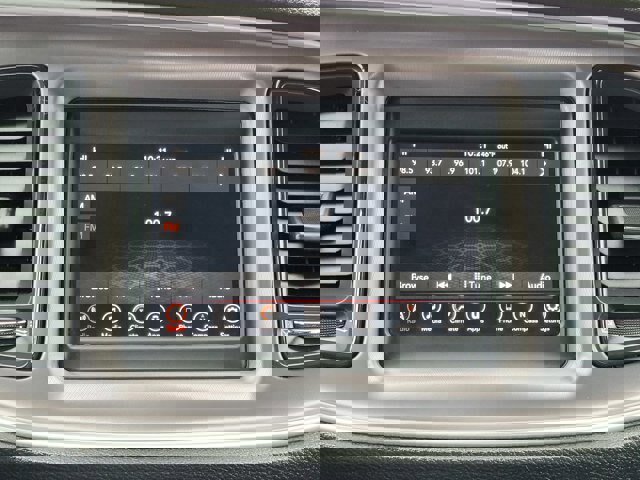 Used 2022 Dodge Challenger SXT w/ Blacktop Package image 18