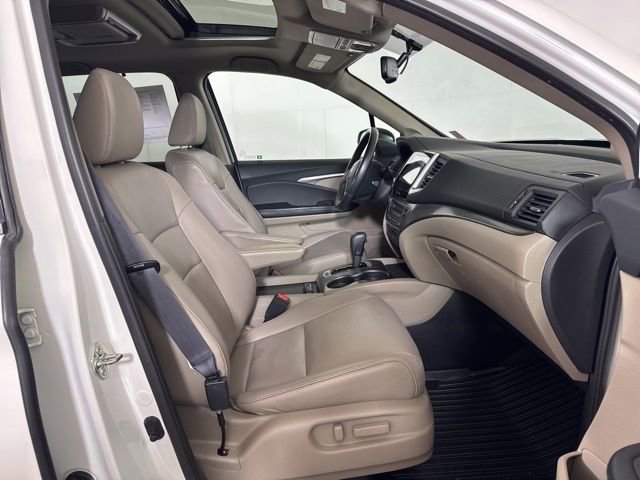 Used 2017 Honda Pilot EX-L image 4