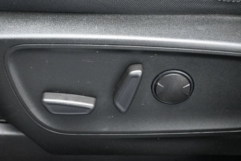 Certified 2022 Ford Escape SE w/ Convenience Package FWD image 11