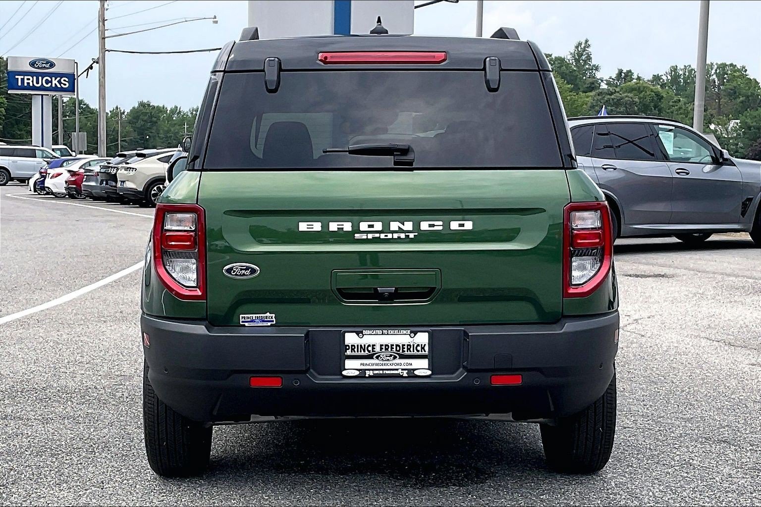 Certified 2024 Ford Bronco Sport Outer Banks w/ Tech Package AWD/4WD image 4