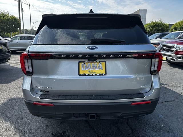 Certified 2025 Ford Explorer Active AWD/4WD image 6